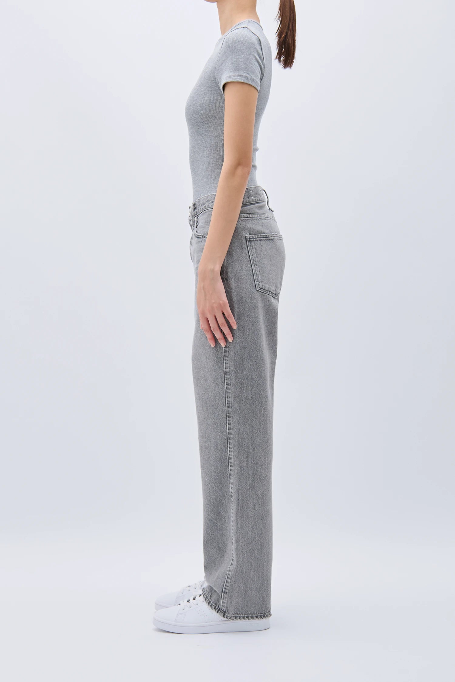 upper hights THE COUSIN MID-RISE Denim