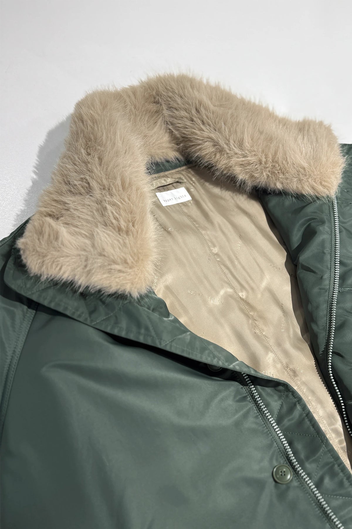 upper hights THE U-BENCH MID Coat