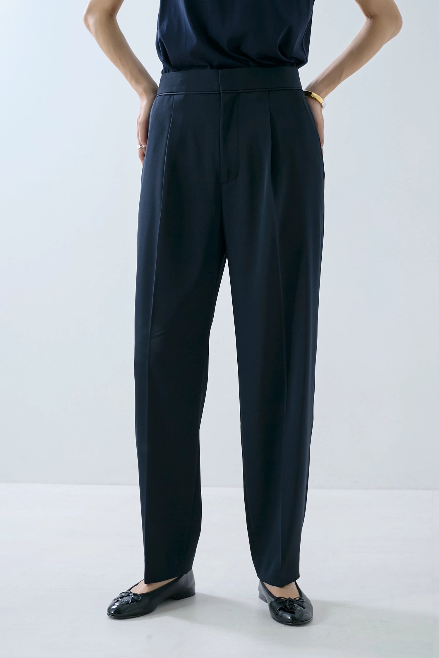TAPERED PANTS