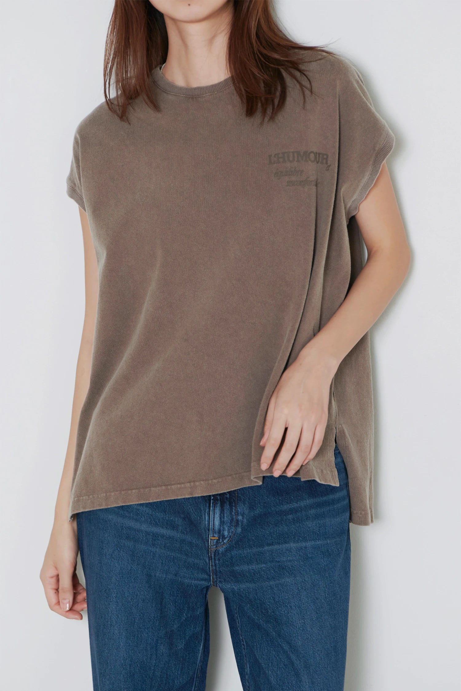 BIG NO SLEEVE TEE
