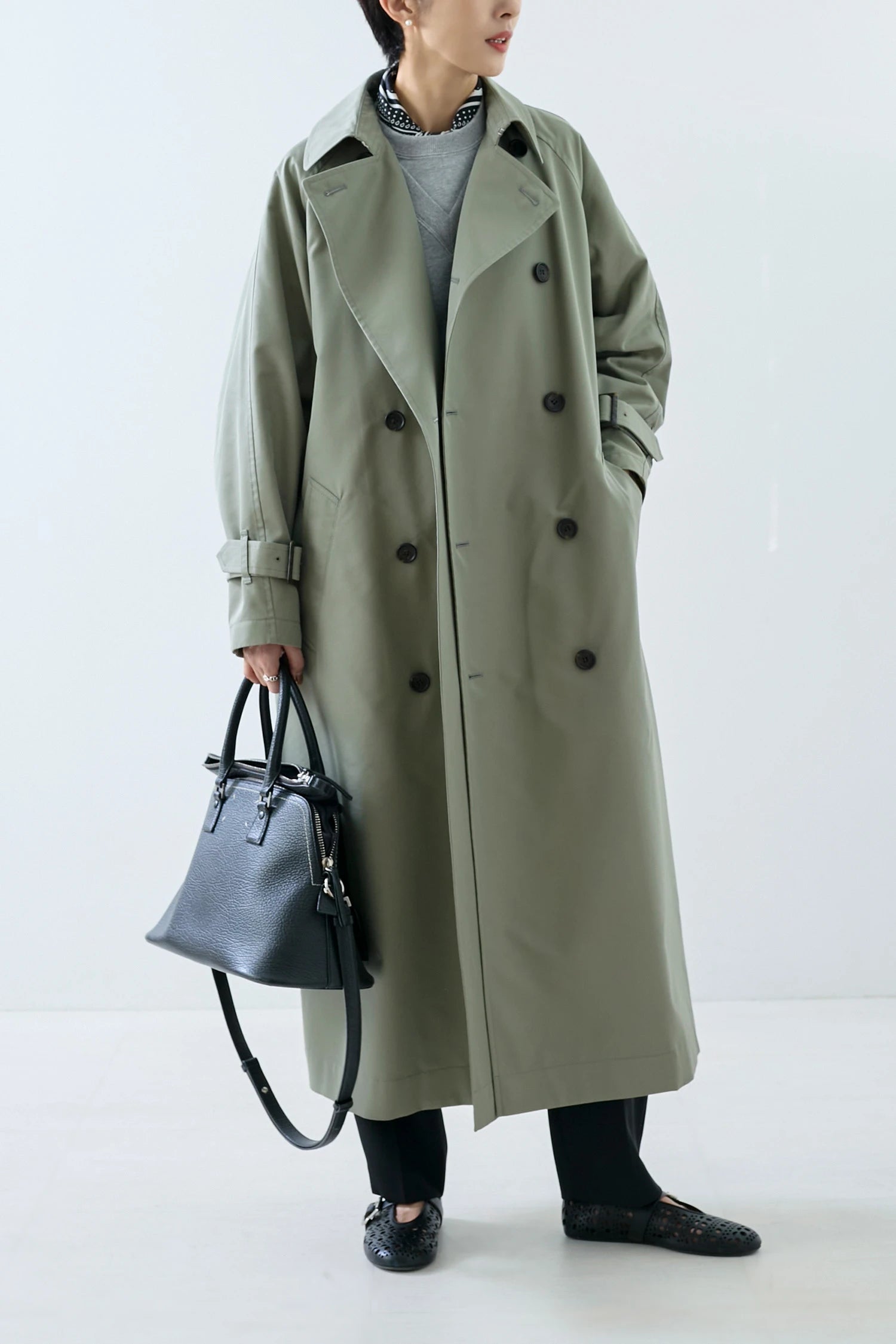 TRENCH COAT
