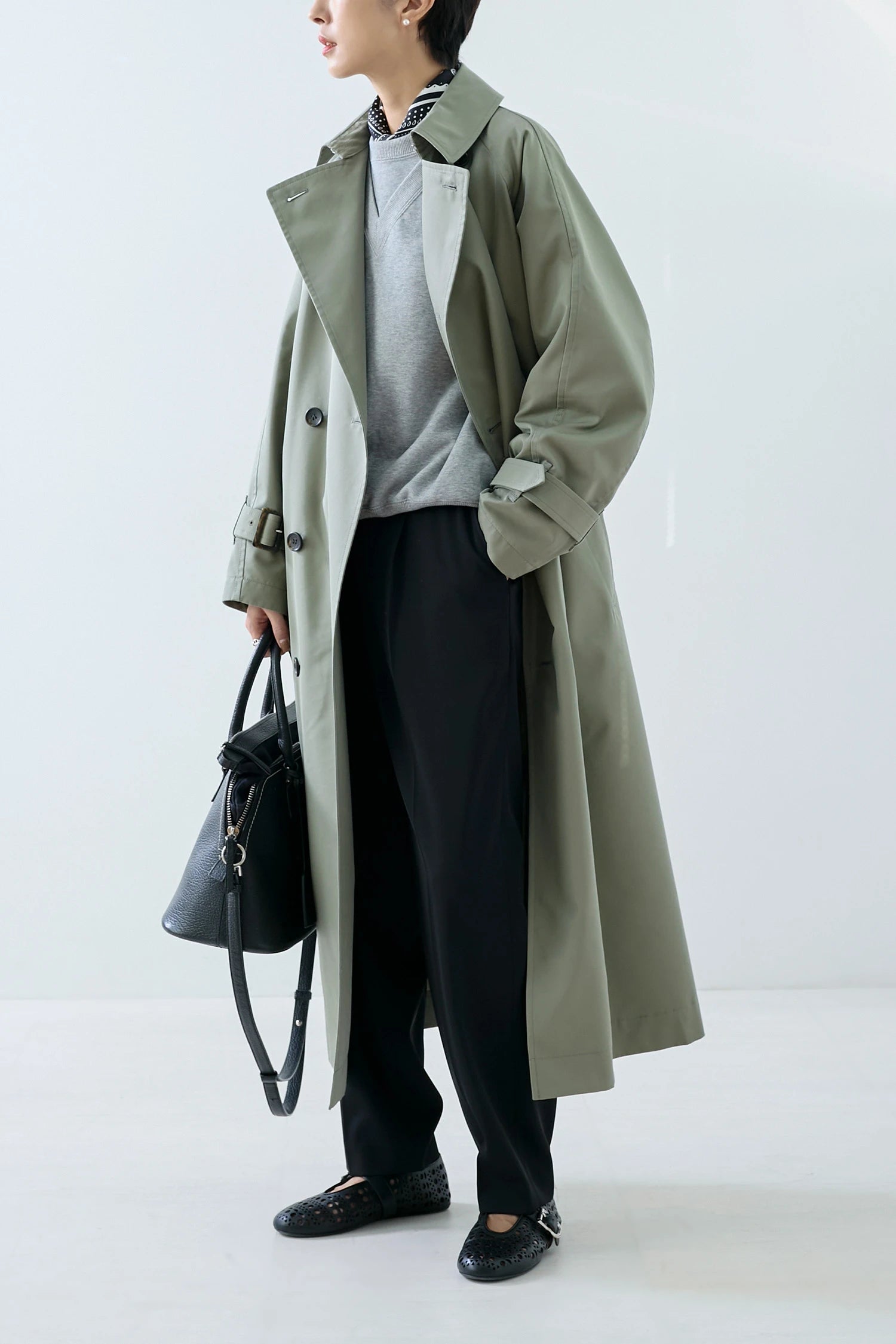 TRENCH COAT