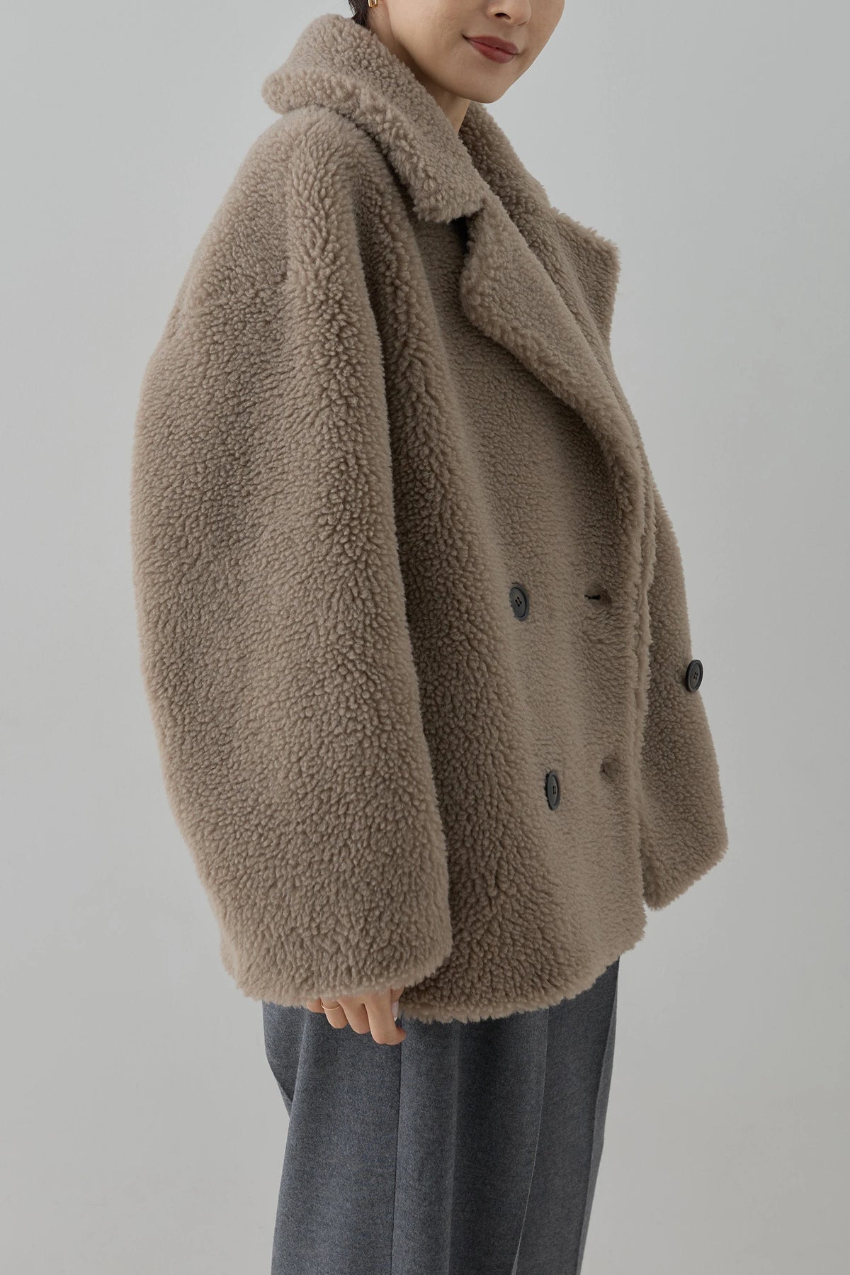 HAUNT BOA COAT Coat