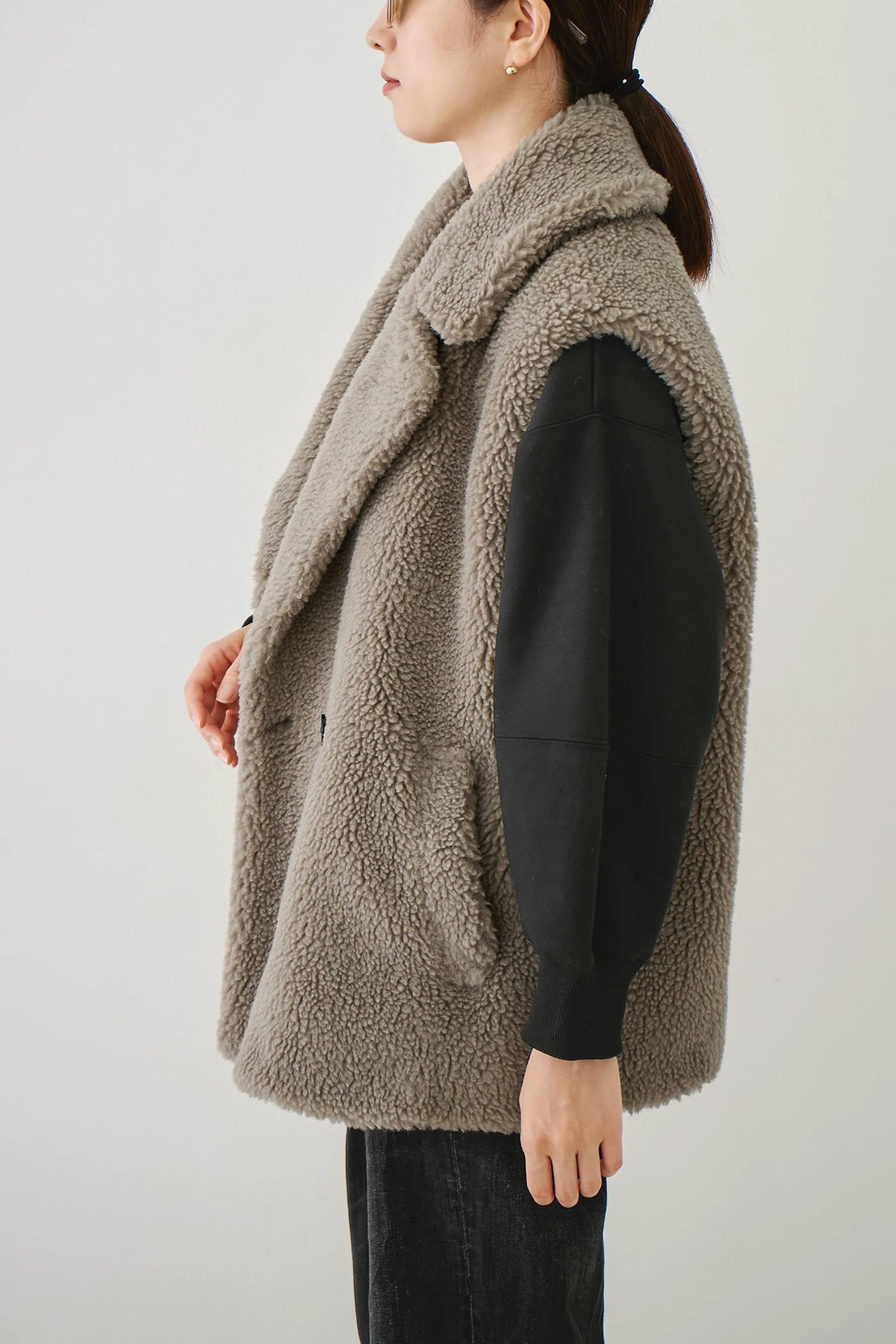 HAUNT TAILORED BOA VEST Coat