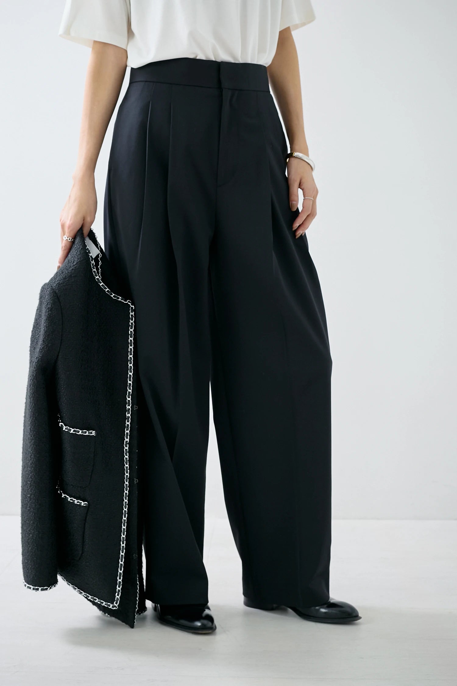 PLEATED PANTS
