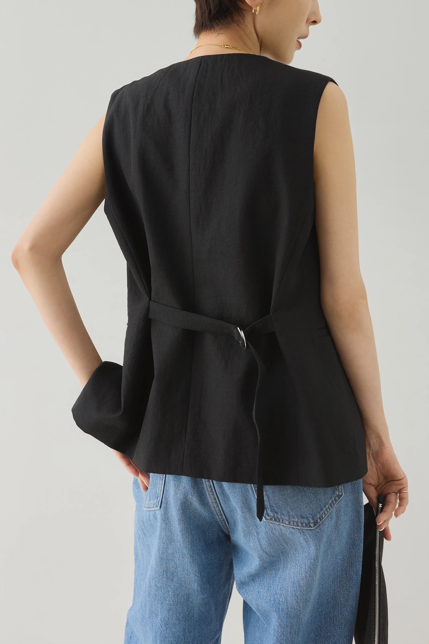 HAUNT NOSLEEVE JACKET Vest
