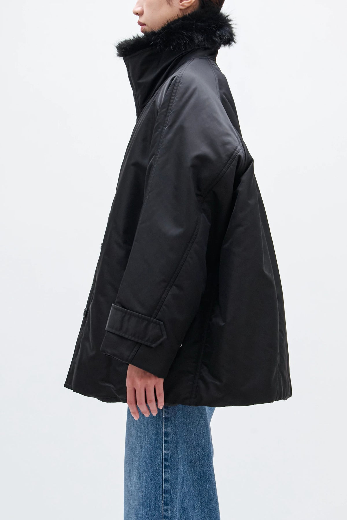 upper hights THE U-BENCH MID Coat