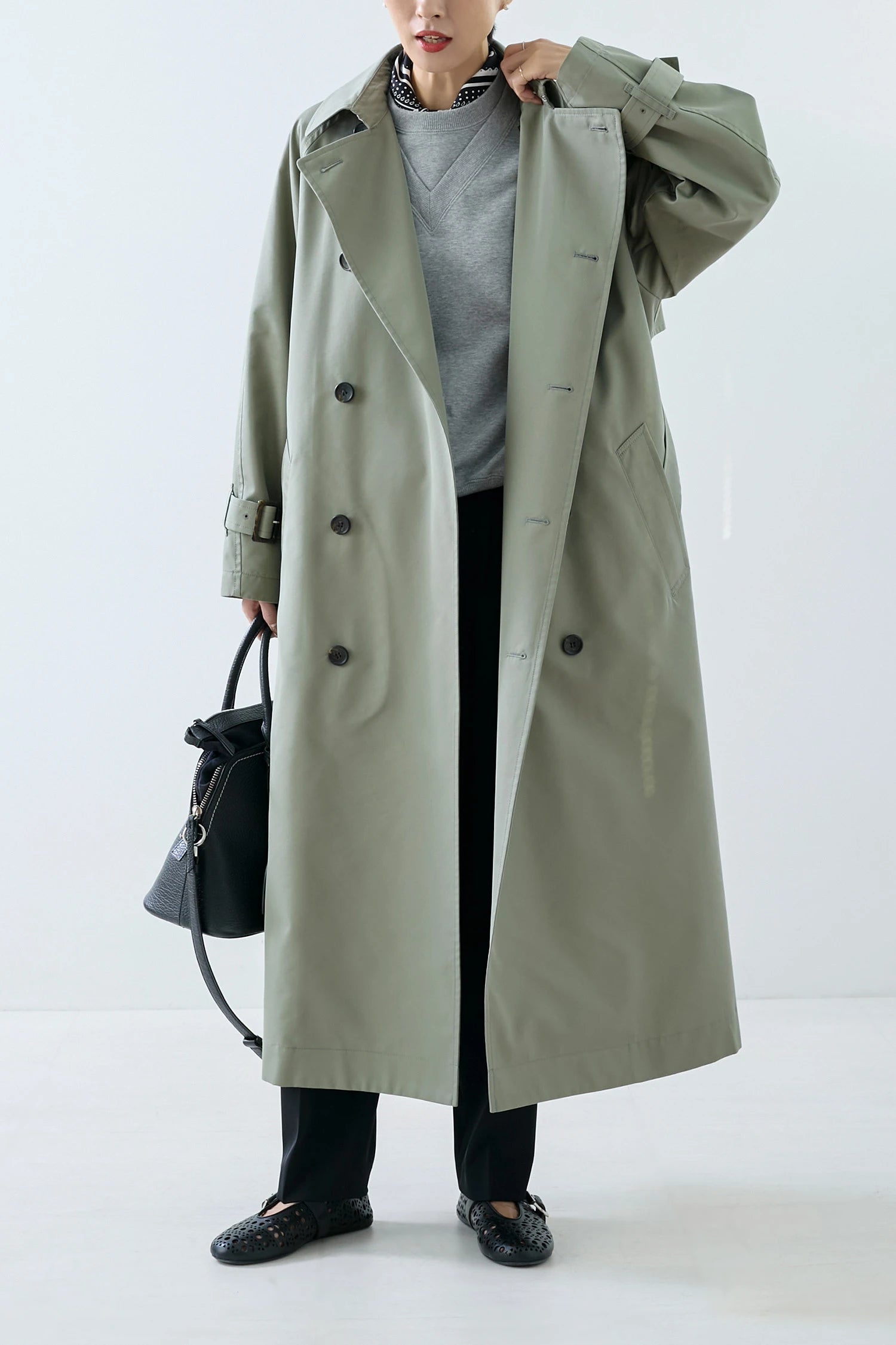 TRENCH COAT